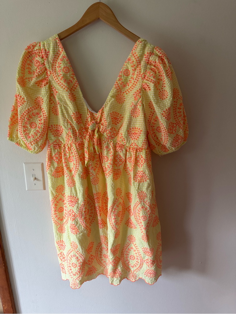 VGUC LILLY PULITZER SARAFINA EYELET BABYDOLL DRESS SIZE 10 CALLA YELLOW Gingham